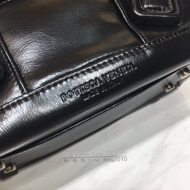 Bottega veneta高端女包 96009s小號 寶緹嘉Arco33油蠟牛皮包 BV經典款蝙蝠包手提包  gxz1240